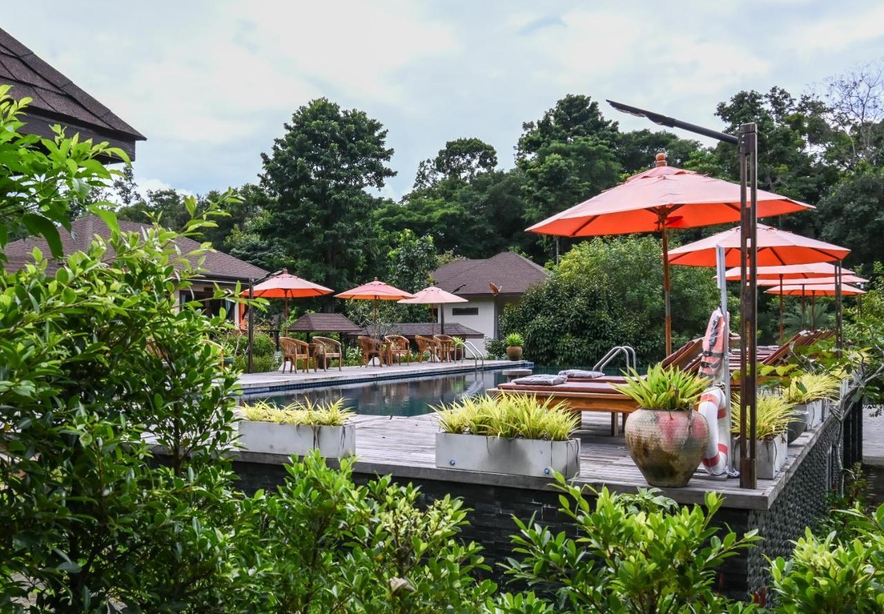 Cascade Tara Hotel Na Mueang Buitenkant foto