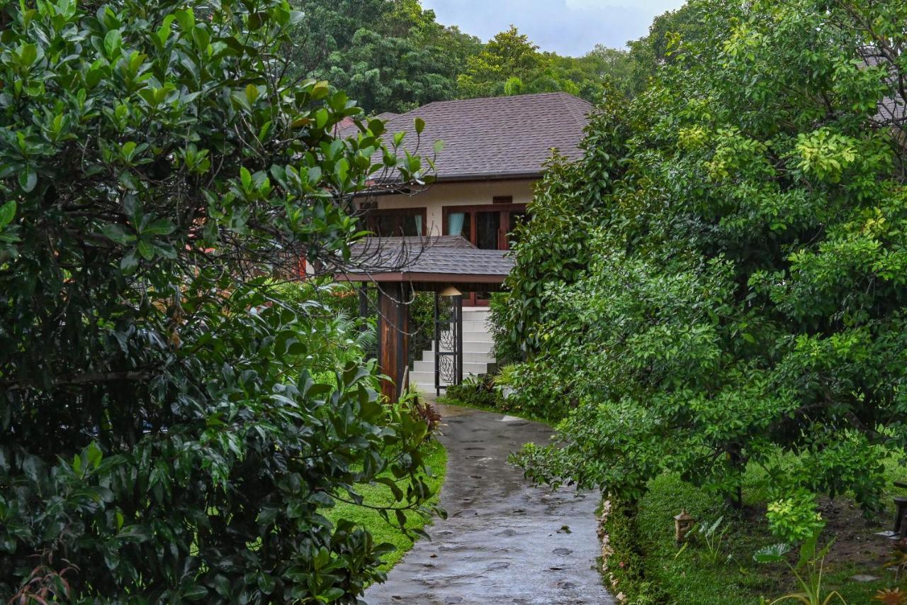 Cascade Tara Hotel Na Mueang Buitenkant foto