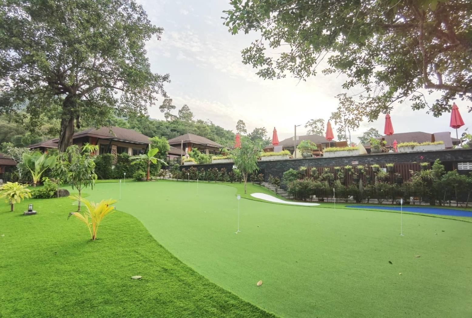 Cascade Tara Hotel Na Mueang Buitenkant foto